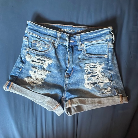 Simple Distressed American Eagle Jean shorts - Picture 1 of 1